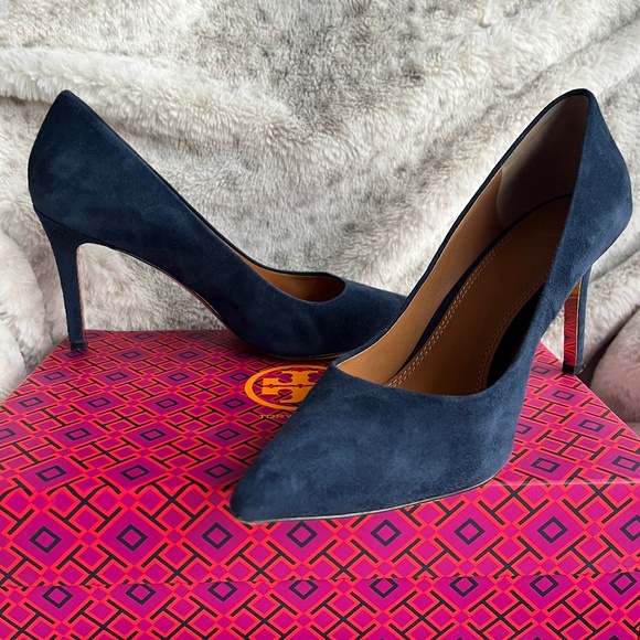 Tory Burch Elana Navy Suede Pumps - Picture 15 of 16